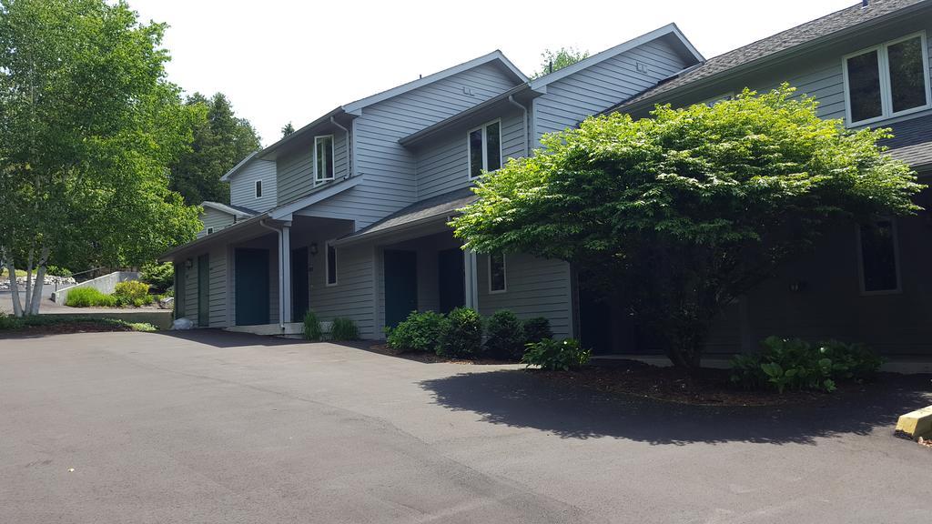 Evergreen Hill Condominiums Fish Creek Exterior photo